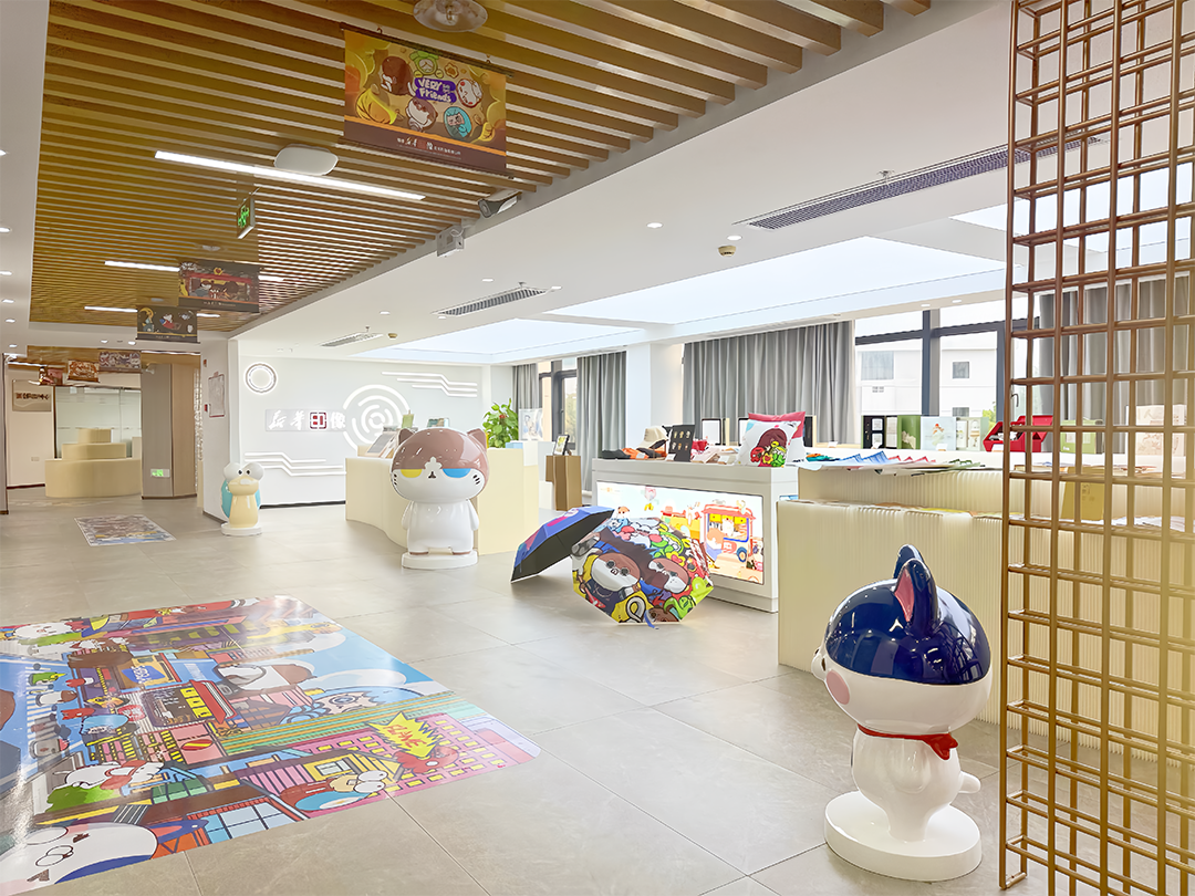 尊龙集团中国官方网站印像文创展厅启幕——开启文化创意沉浸式新体验